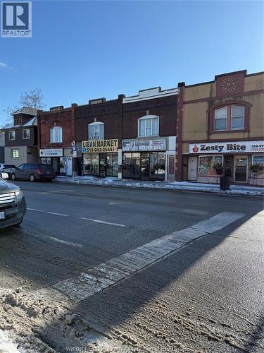 917 WYANDOTTE STREET East  Windsor, ON N9A 3K6