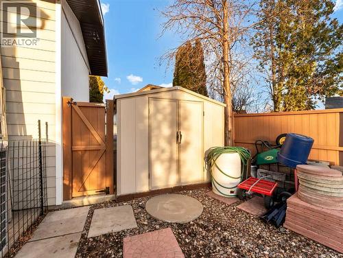 35 Horner Court Ne, Medicine Hat, AB - Outdoor