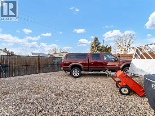 35 Horner Court Ne, Medicine Hat, AB - Outdoor