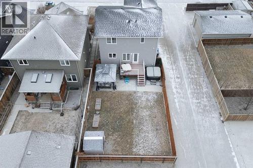 874 Jessie Mcleay Road N, Lethbridge, AB - Outdoor