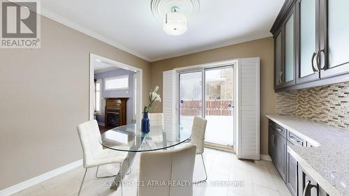 881 Knotty Pine Grove, Mississauga, ON - Indoor Photo Showing Dining Room