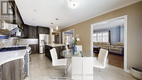 881 Knotty Pine Grove, Mississauga, ON - Indoor