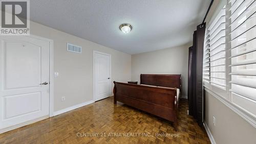 881 Knotty Pine Grove, Mississauga, ON - Indoor