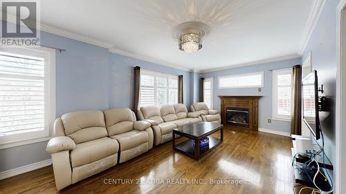 881 Knotty Pine Grove, Mississauga, ON - Indoor Photo Showing Living Room With Fireplace