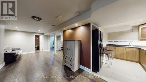 881 Knotty Pine Grove, Mississauga, ON - Indoor