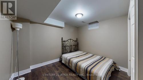 881 Knotty Pine Grove, Mississauga, ON - Indoor