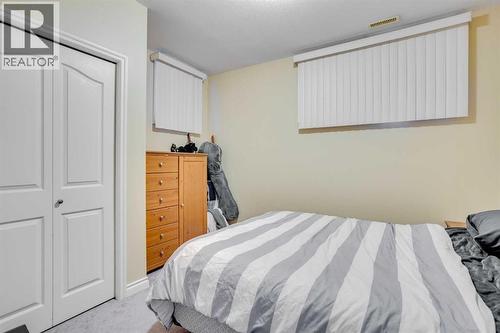 176 Maple Leaf Lane, Fort Mcmurray, AB - Indoor Photo Showing Bedroom