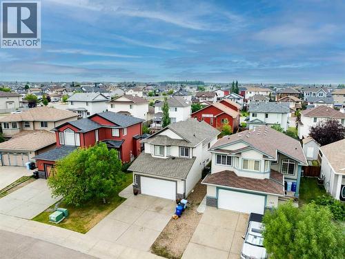 176 Maple Leaf Lane, Fort Mcmurray, AB - Outdoor With Facade