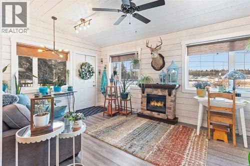 1013 Osprey Drive, Livelong, SK - Indoor With Fireplace