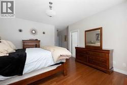 Spacious Primary rm - 