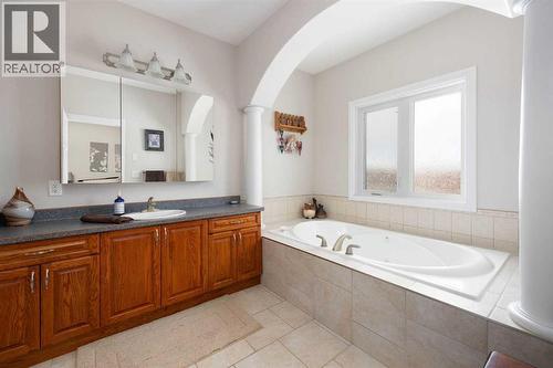 Primary Ensuite - 237 Trillium Road, Fort Mcmurray, AB - Indoor Photo Showing Bathroom