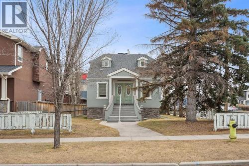 475 27 Avenue Nw, Calgary, AB - Outdoor With Facade