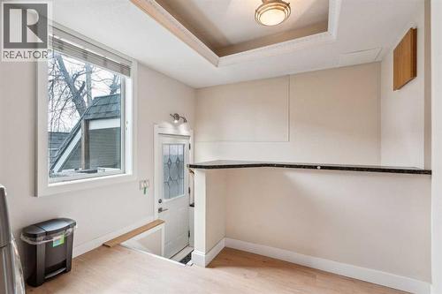 475 27 Avenue Nw, Calgary, AB - Indoor Photo Showing Other Room
