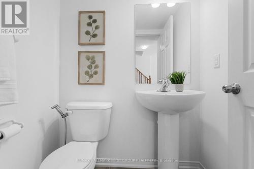 2609 Deputy Minister Path, Oshawa, ON - Indoor Photo Showing Bathroom