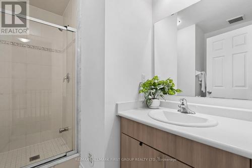 2609 Deputy Minister Path, Oshawa, ON - Indoor Photo Showing Bathroom