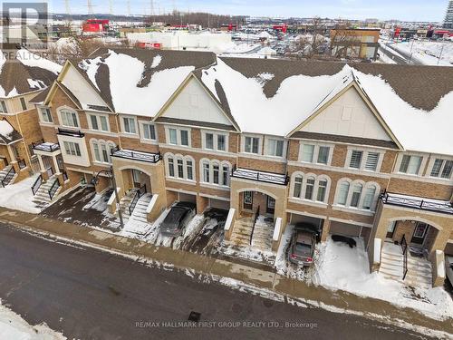 2609 Deputy Minister Path, Oshawa, ON - Outdoor