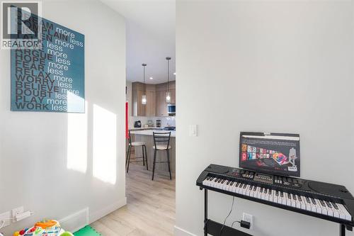 224 River Heights Drive, Cochrane, AB - Indoor Photo Showing Other Room