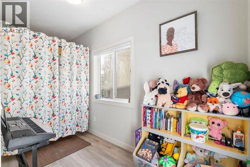 224 River Heights Drive, Cochrane, AB - Indoor