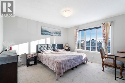 224 River Heights Drive, Cochrane, AB - Indoor Photo Showing Bedroom