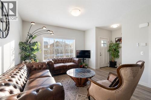 224 River Heights Drive, Cochrane, AB - Indoor Photo Showing Living Room