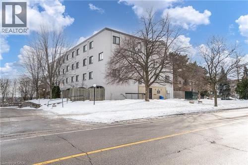 1036 FALGARWOOD Drive Unit# 79  Oakville, ON L6H 2P3