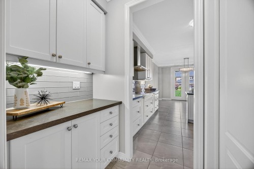 44 Cameron Street, Springwater, ON - Indoor Photo Showing Kitchen