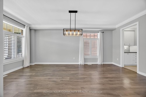 44 Cameron Street, Springwater, ON - Indoor Photo Showing Other Room