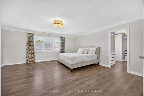 44 Cameron Street, Springwater, ON - Indoor Photo Showing Bedroom