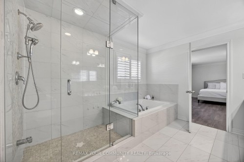 44 Cameron Street, Springwater, ON - Indoor Photo Showing Bathroom