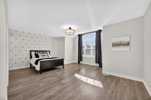 44 Cameron Street, Springwater, ON - Indoor Photo Showing Bedroom
