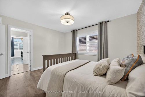 44 Cameron Street, Springwater, ON - Indoor Photo Showing Bedroom