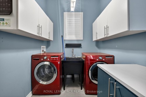 82 Lampkin Street, Georgina, ON - Indoor Photo Showing Laundry Room