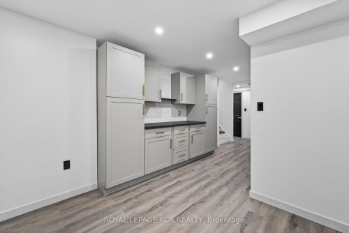 82 Lampkin Street, Georgina, ON - Indoor