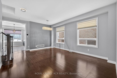 82 Lampkin Street, Georgina, ON - Indoor Photo Showing Other Room