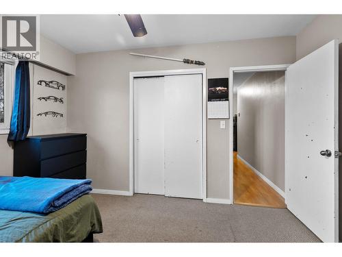 1231 Kelglen Crescent, Kelowna, BC - Indoor Photo Showing Bedroom