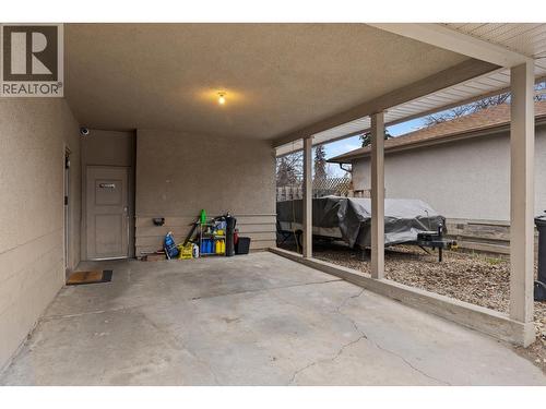 1231 Kelglen Crescent, Kelowna, BC -  Photo Showing Other Room