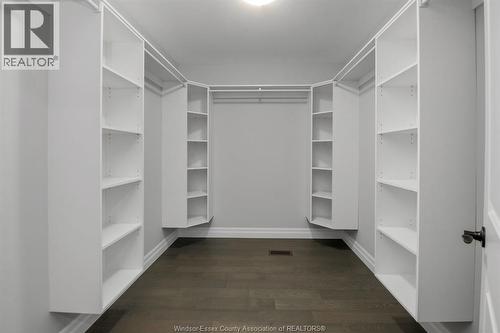 49 Belleview Drive, Kingsville, ON - Indoor With Storage