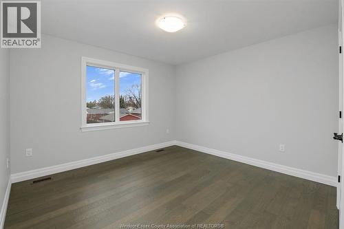 49 Belleview Drive, Kingsville, ON - Indoor Photo Showing Other Room