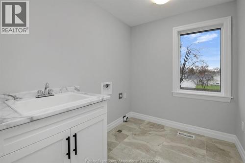 49 Belleview Drive, Kingsville, ON - Indoor