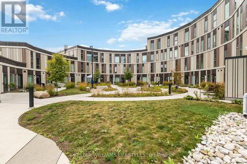 B117 - 2082 Lumen Drive, London South (South A), ON - Outdoor With Facade