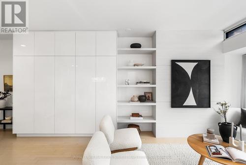 337 - 40 Oaklands Avenue, Toronto, ON - Indoor