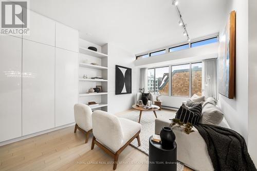 337 - 40 Oaklands Avenue, Toronto, ON - Indoor