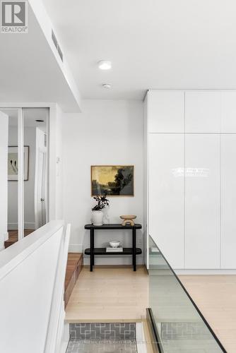 337 - 40 Oaklands Avenue, Toronto, ON - Indoor Photo Showing Other Room