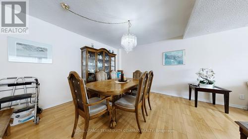 8 - 530 Falgarwood Drive, Oakville, ON - Indoor Photo Showing Dining Room