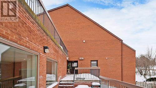 8 - 530 Falgarwood Drive, Oakville, ON - Outdoor With Exterior