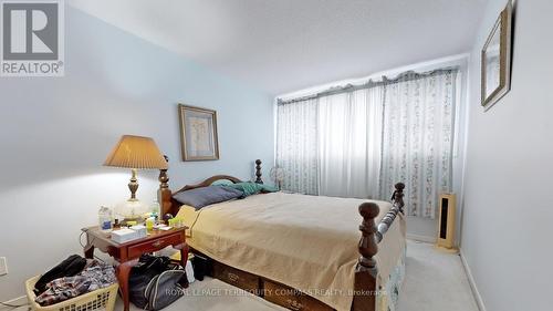 8 - 530 Falgarwood Drive, Oakville, ON - Indoor Photo Showing Bedroom
