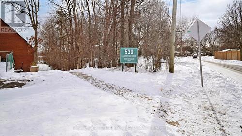 8 - 530 Falgarwood Drive, Oakville, ON - Outdoor