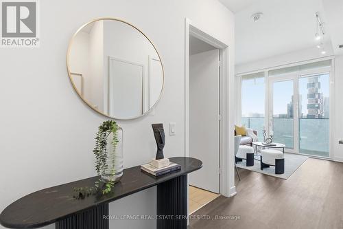 1811 - 3900 Confederation Parkway, Mississauga, ON - Indoor Photo Showing Other Room