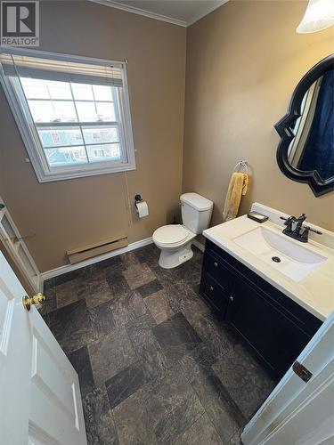 17 Lundberg Avenue, Buchans, NL - Indoor Photo Showing Bathroom