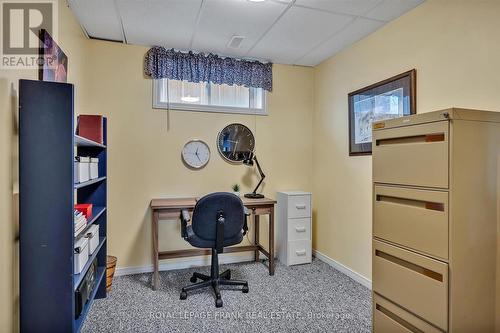 2114 Easthill Drive, Peterborough (Ashburnham Ward 4), ON - Indoor